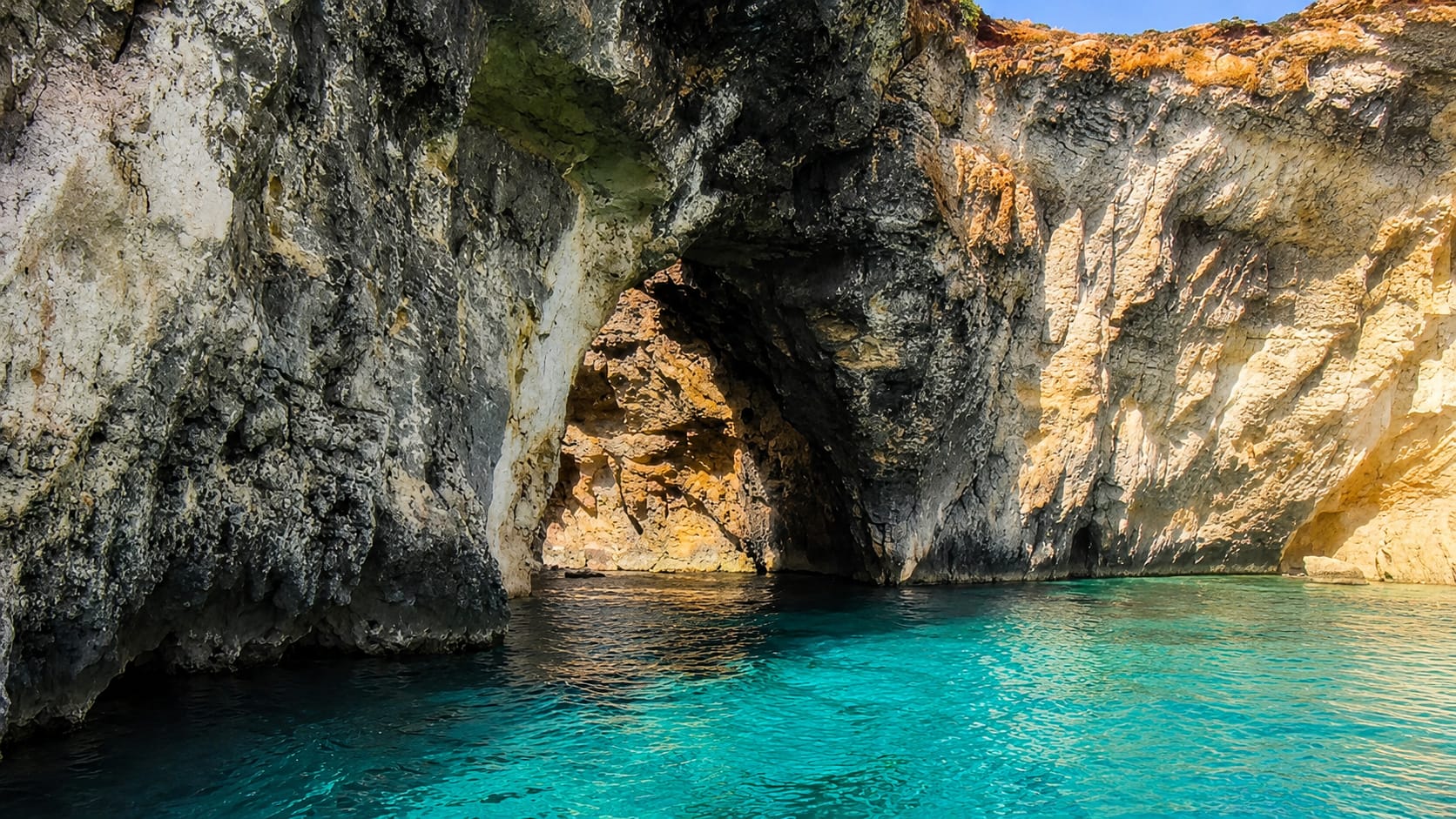 Gozo + Comino – jaskinia